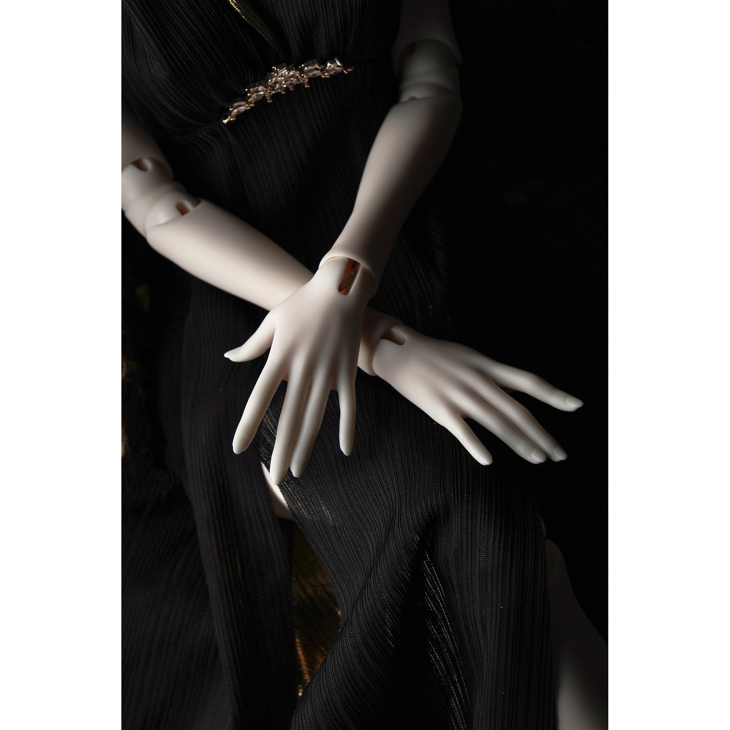 1/3 (62cm) girl body hand shape and foot type