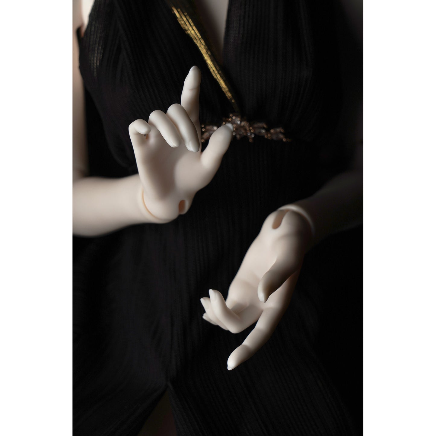1/3 (62cm) girl body hand shape and foot type